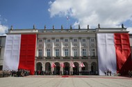 pałac prezydencki dzień flagi krakowskie przedmieście 