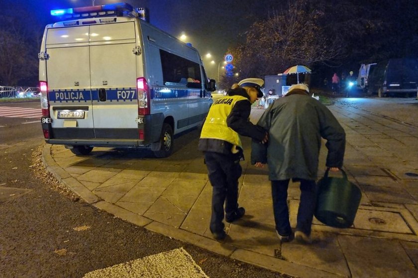 Zgubił małżonkę na cmentarzu w Łodzi. Finał tej historii jest wzruszający