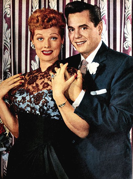 Lucille Ball i jej mąż Desi Arnaz - domena publiczna