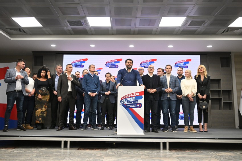 Aleksandar Šapić u SNS štabu