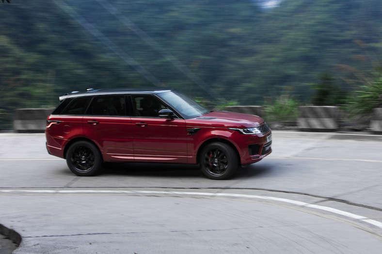 Range Rover Sport zdobył Bramę Nieba