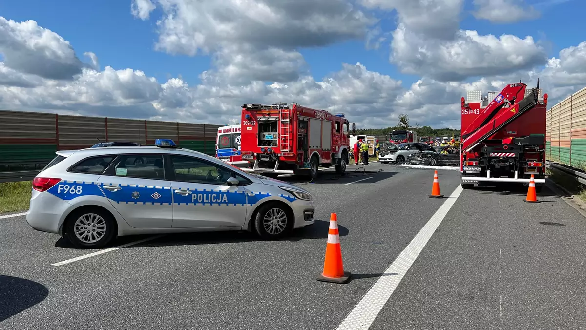 Poważny wypadek na autostradzie A2 w kierunku Poznania.