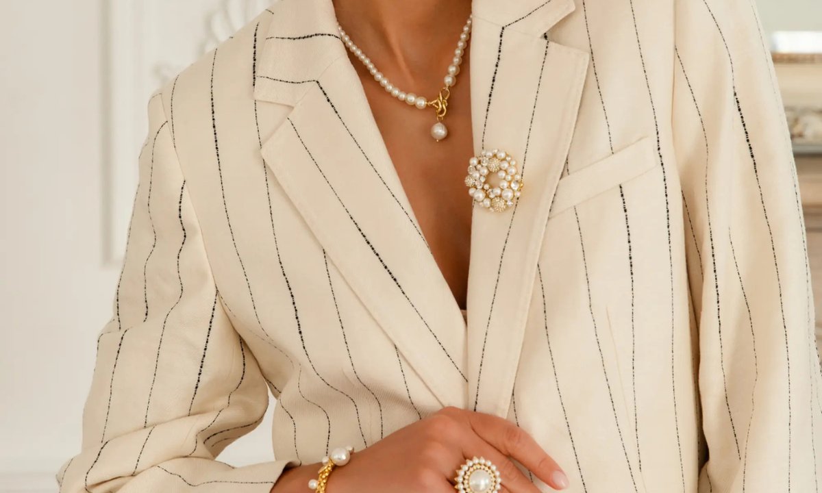 Promocja świąteczna! Teraz kupisz piękną biżuterię z perłami za 40%. Podkreślają kobiecość!