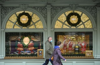 Koronawirus w Wielkiej Brytanii: Jest plan poluzowania restrykcji epidemicznych na okres Bożego Narodzenia