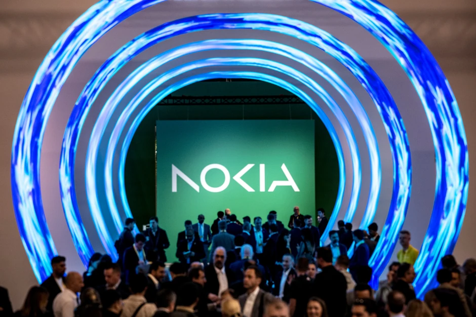 Prodaja najveće jedinice Nokije po prihodima, njenog poslovanja sa mobilnim mrežama, opala je 24%