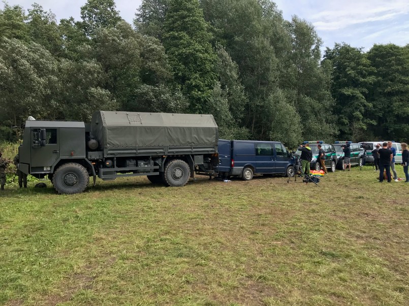 Straż graniczna w pobliżu miejscowości Usnarz Górny