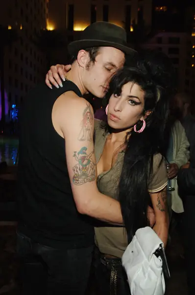 Amy Winehouse i jej partner Blake /Denise Truscello, Getty Images