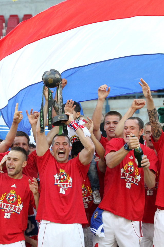 PIŁKA NOŻNA LIGA POLSKA WISŁA KRAKÓW POLONIA WARSZAWA