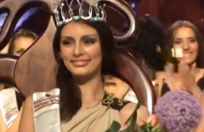 Jelena Marković pre 10 godina