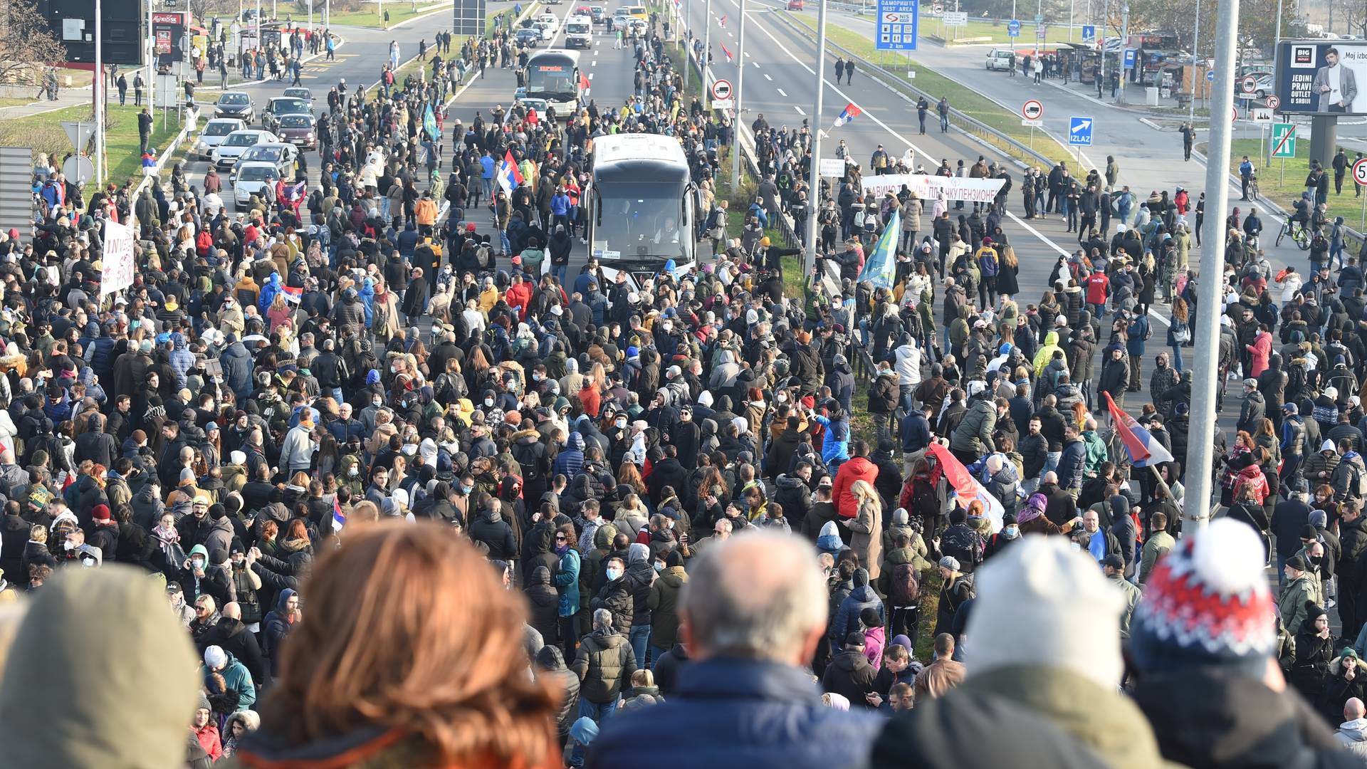 Protesti su izgleda urodili plodom - Vlada i Vučić povukli sporni zakon o eksproprijaciji