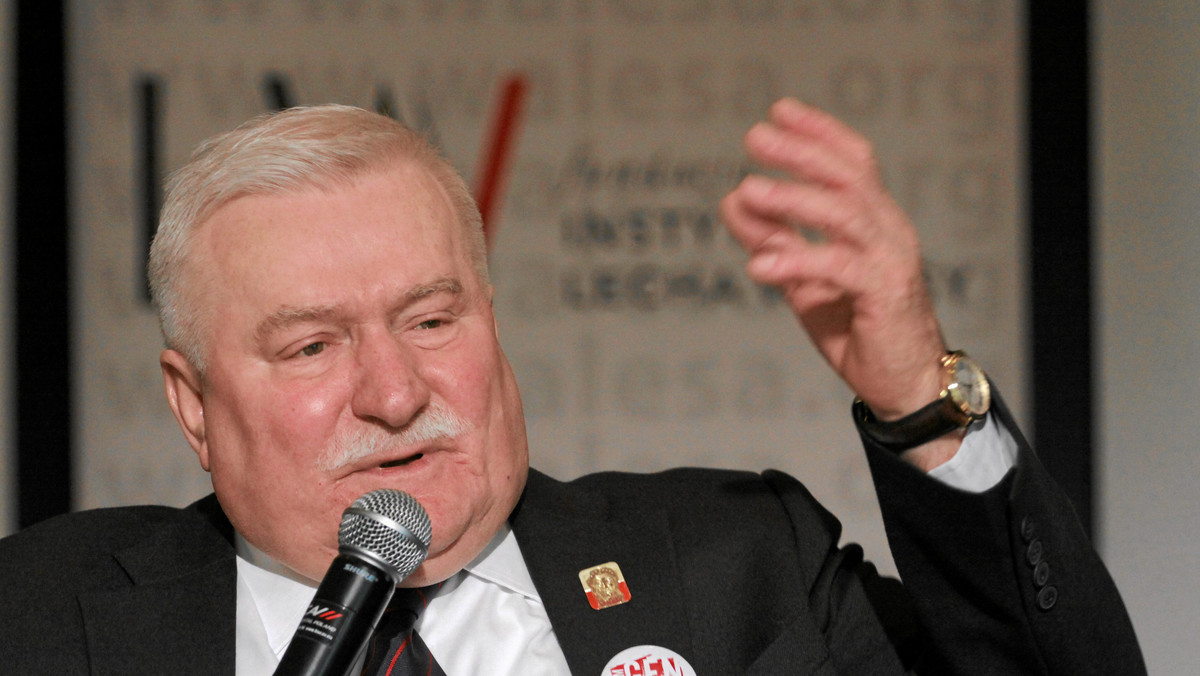 Były prezydent Lech Wałęsa opublikował na swoim blogu list otwarty, w którym napisał, że z "oburzeniem, niesmakiem i wielkim bólem" przyjmuje nasilające się, jego zdaniem, w ostatnim czasie zarzuty o agenturalną współpracę ze służbą bezpieczeństwa PRL.