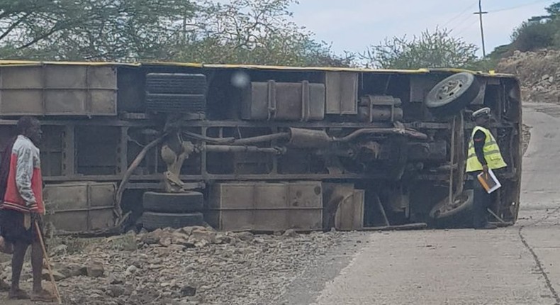 Oloika Primary School bus with 46 pupils and 4 teachers overturns, kills 2 pupils injures scores along Magadi-Kiserian Road