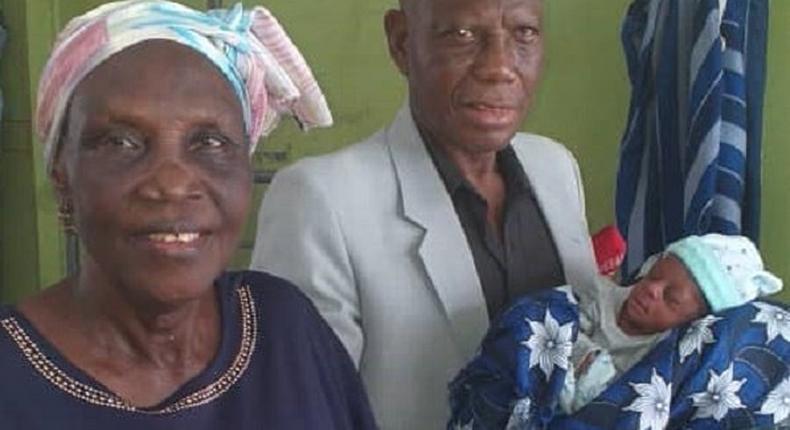 68-yr-old woman delivers twins at LUTH. (TheCable)