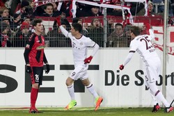 Liga niemiecka: Lewandowski uratował Bayern przed wpadką. Strzelił dwa gole w meczu z Freiburgiem