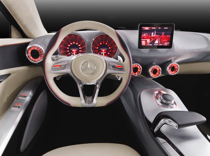 Mercedes Klasy A Concept to przedsmak nowej generacji kompaktowego auta z gwiazdą na masce