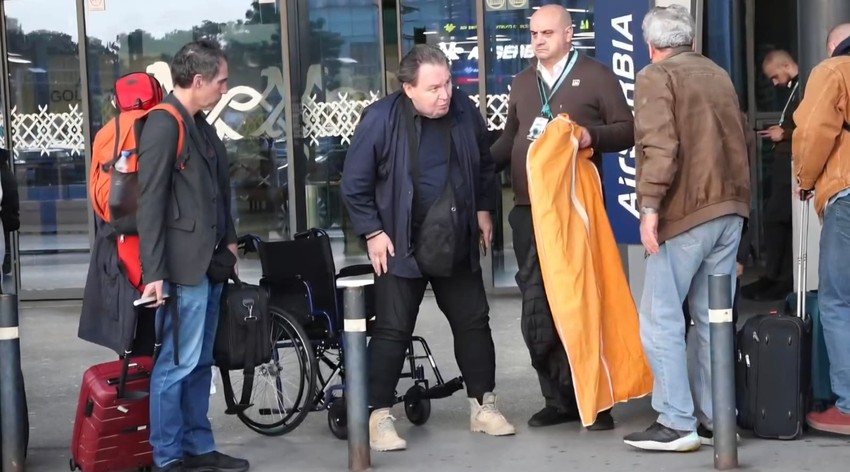 Bane Vidaković na aerodromu