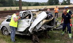 Auto wjechało pod pociąg. Wśród ofiar 4-letnie dziecko!