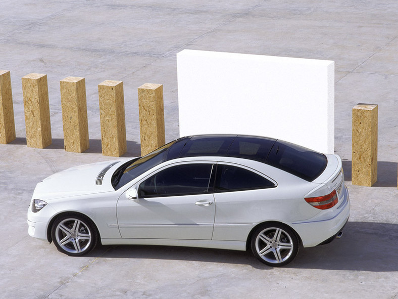 Mercedes-Benz CLC: sportcoupé w duchu zabawy