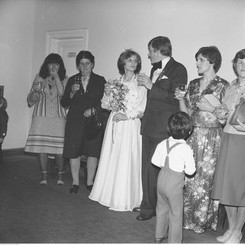 Rozrywkowy QUIZ z wesel w PRL. Bawiłeś się do białego rana? To 10/10 masz murowane