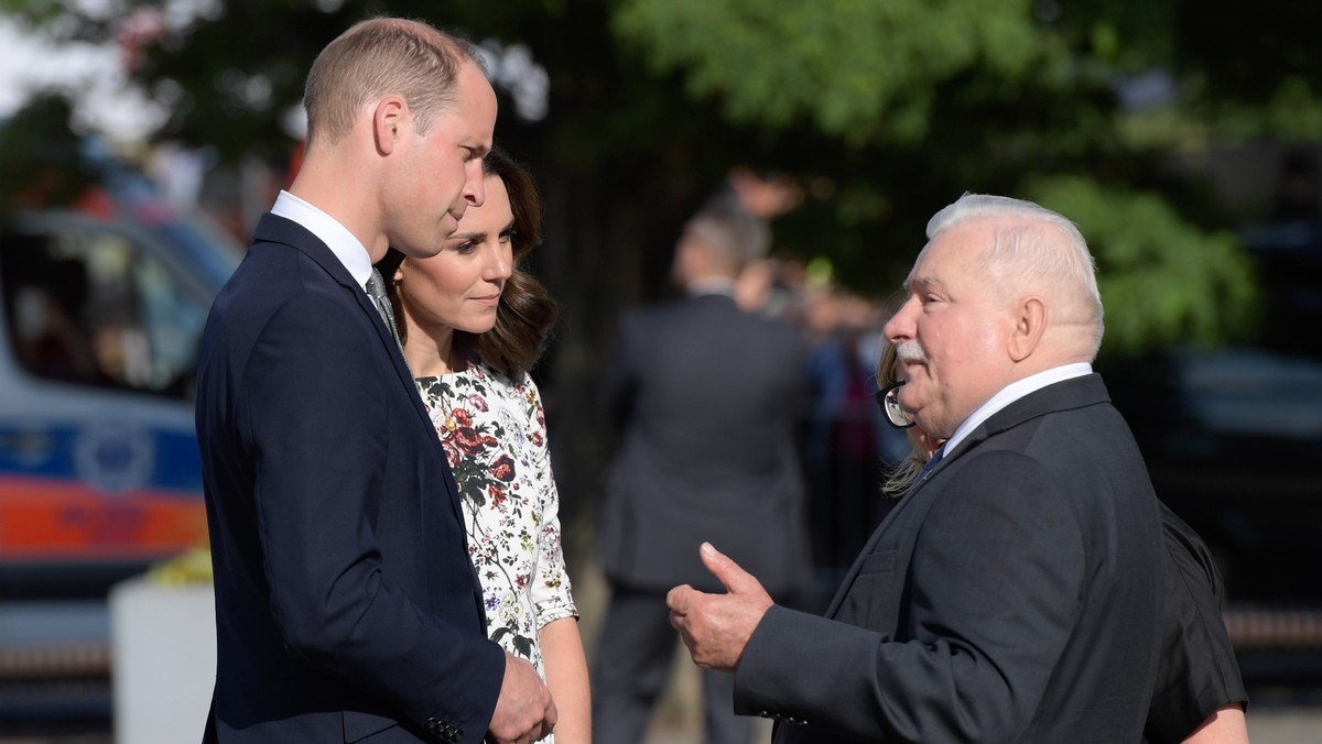 Były prezydent Lech Wałęsa w krótkiej rozmowie z Onetem odniósł się do wczorajszej wizyty pary książęcej w Gdańsku, ale też skomentował ostre słowa Jarosława Kaczyńskiego w Sejmie i propozycję Andrzeja Dudy ws. ustawy o Sądzie Najwyższym.