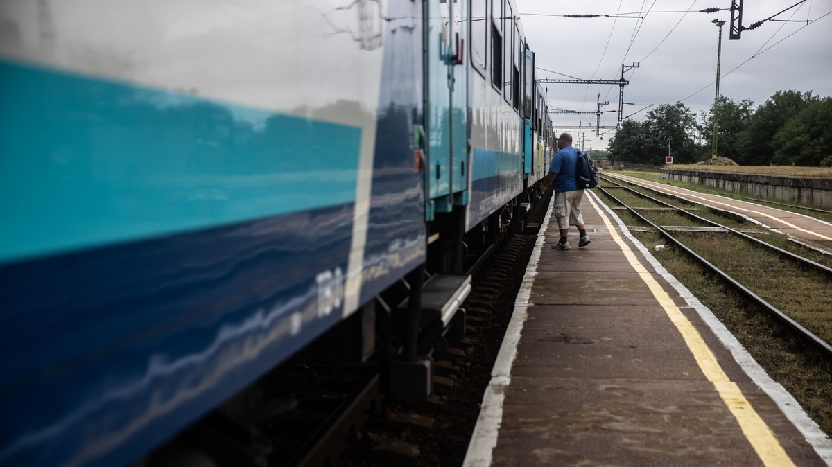 Gázolás miatt késnek a vonatok Szeged, Záhony felé