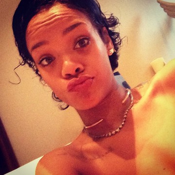 Rihanna nem igazán tud olyat mutatni, amit már ne láttunk volna tőle.
