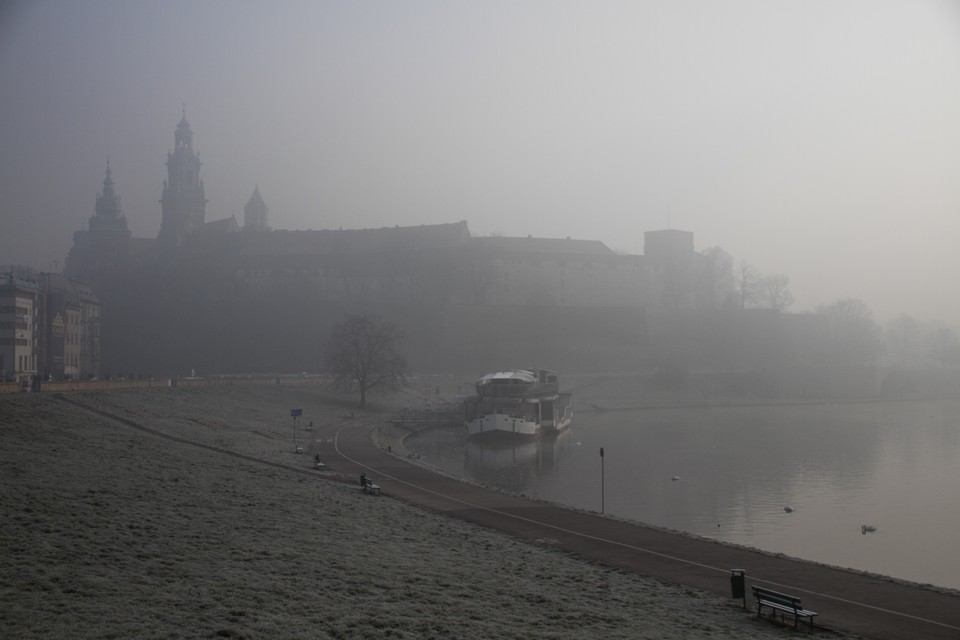 Kraków spowity mgłą