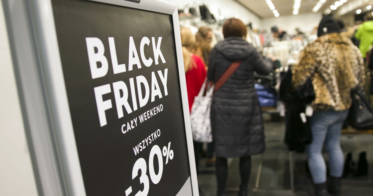 Black Friday 2024. Czy przeceniony towar kupiony w sklepie można zwrócić?