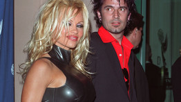 Így szivárgott ki Pamela Anderson és Tommy Lee házipornója: sorozat készült a botrányról, itt az előzetes