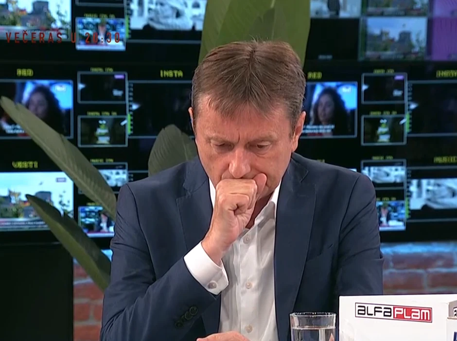 Ministar Darko Glišić u trenutku kad mu je pozlilo na TV Pink