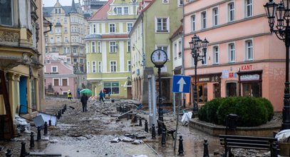 PKO BP zawiesza spłatę kredytów dla powodzian. Najpierw trzeba spełnić jeden warunek