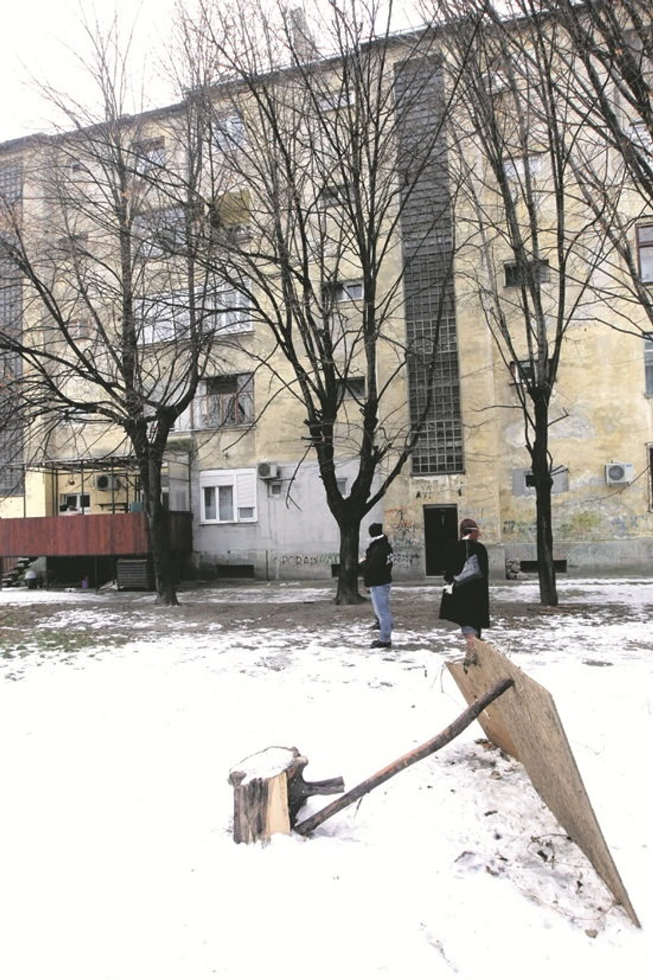 Tragedija: Bebu je otac bacio s drugog sprata