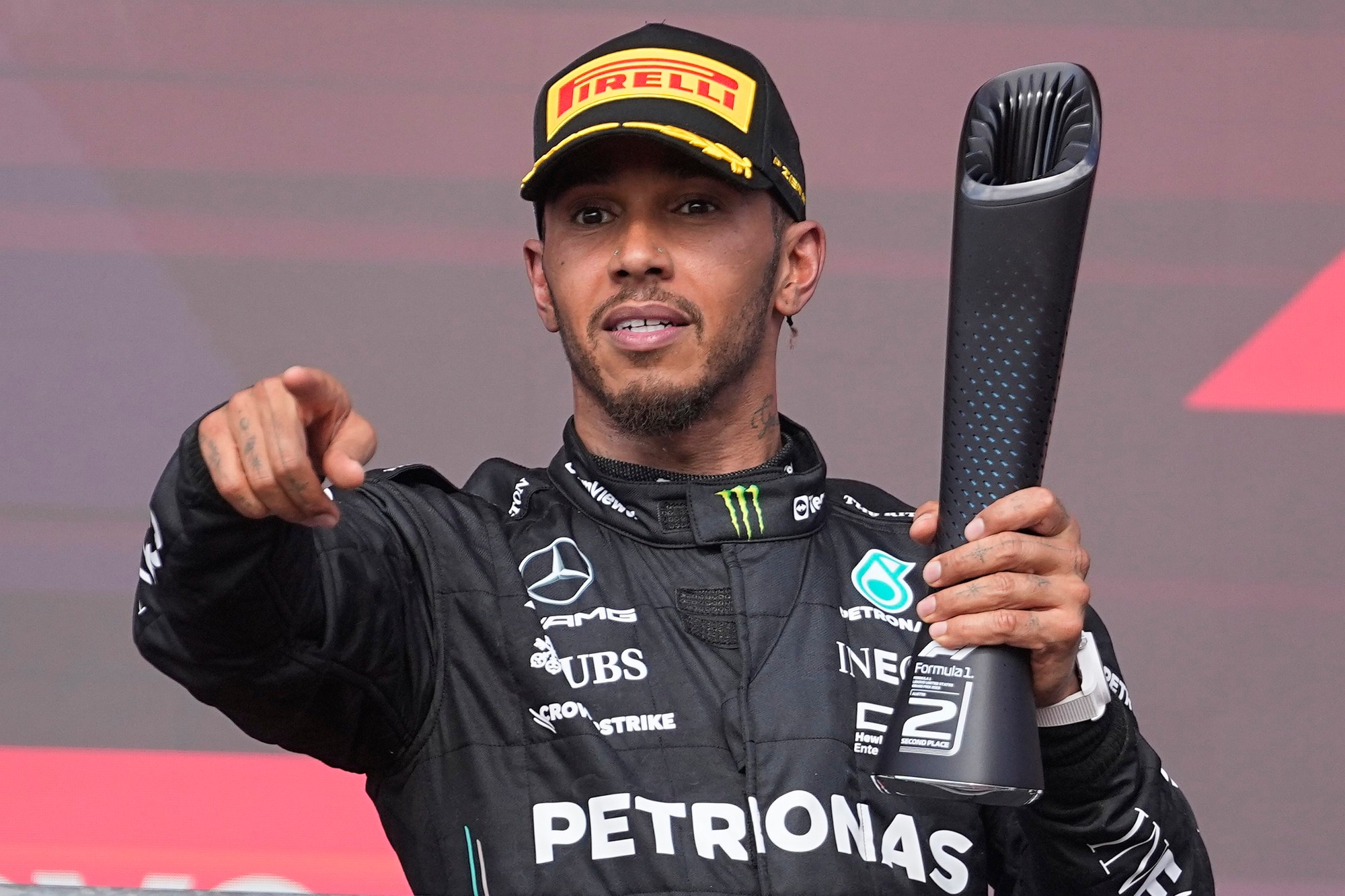 Britský jazdec Lewis Hamilton (Mercedes) sa na VC USA tešil z 2. miesta.