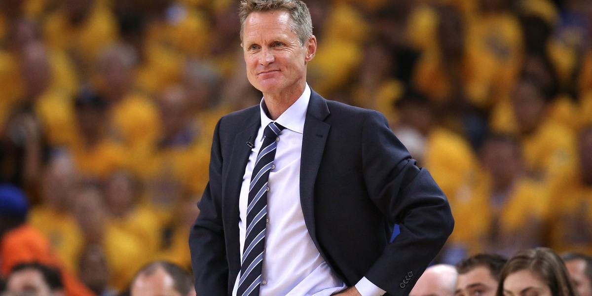 Steve Kerr jabs Sean Spicer while making a joke about his NBA career