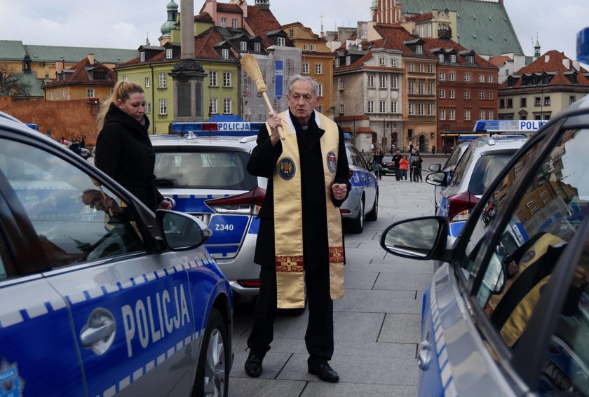 Policja dostała nowe radiowozy