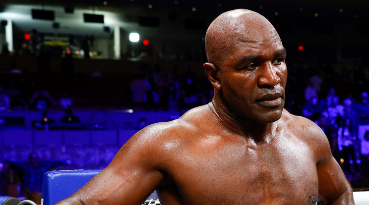 Evander Holyfield nem akar harmadik meccset Mike Tyson ellen / Fotó: Getty Images