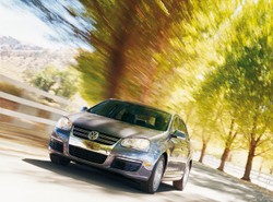 Uwaga! Niemal 2000 aut może spłonąć