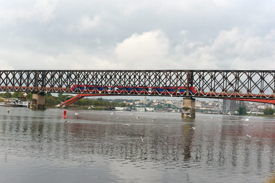 Vozovi preko mosta još neku godinu