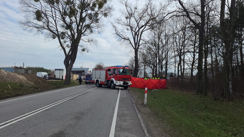 Tragedia w Zabagnie. Nie żyją trzy osoby