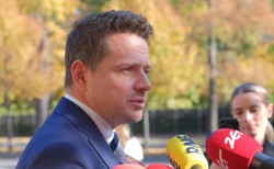 Trzaskowski przegrał w sądzie. Oto jakie furgonetki wyjadą na ulice Warszawy