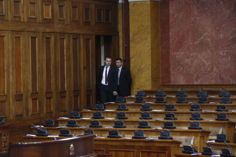 Opozicija bojkotuje rad skupštine