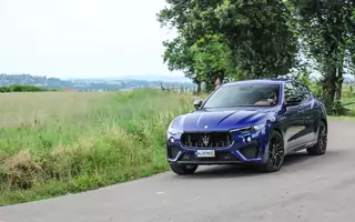 Maserati Levante Trofeo – czarująca maszyna 