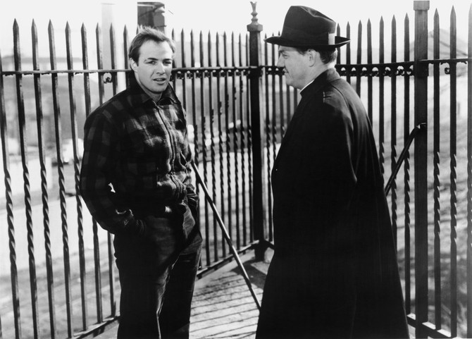 Marlon Brando i Karl Malden u kultnom ostvarenju "Na dokovima Njujorka"
