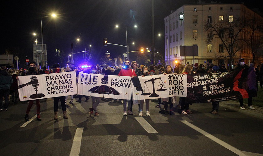 Protest przeciwko ustawie antyaborcyjnej w Warszawie.