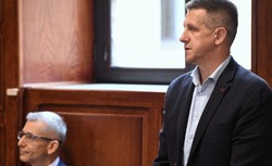 Ruszył proces prezesa NIK i byłego szefa klubu PSL