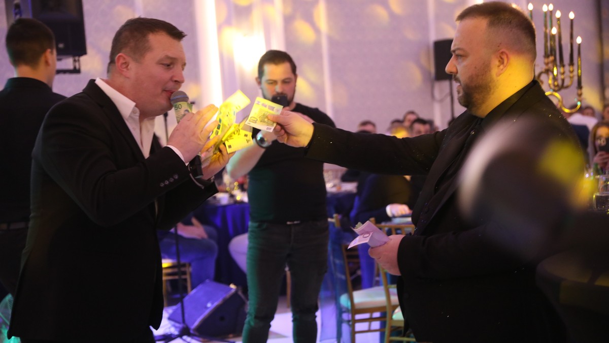 Punoletstvo sina Borka Radivojevića