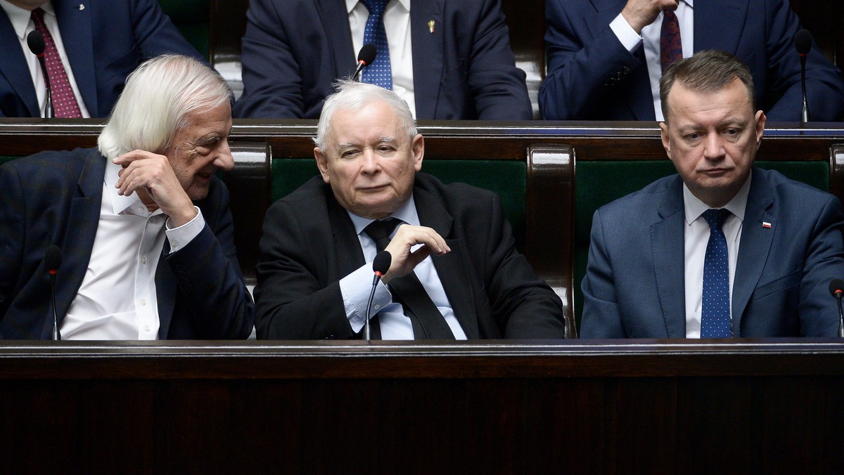 PiS podzielony w sprawie in vitro. Czarnek głosował inaczej niż Kaczyński