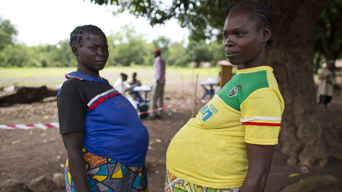 pregnant women at MSF mobile clinic in CAR