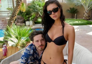 Nimalo naivna snajka Viktorije Bekam: Nikola je i ranije razdvajala muškarce od porodica