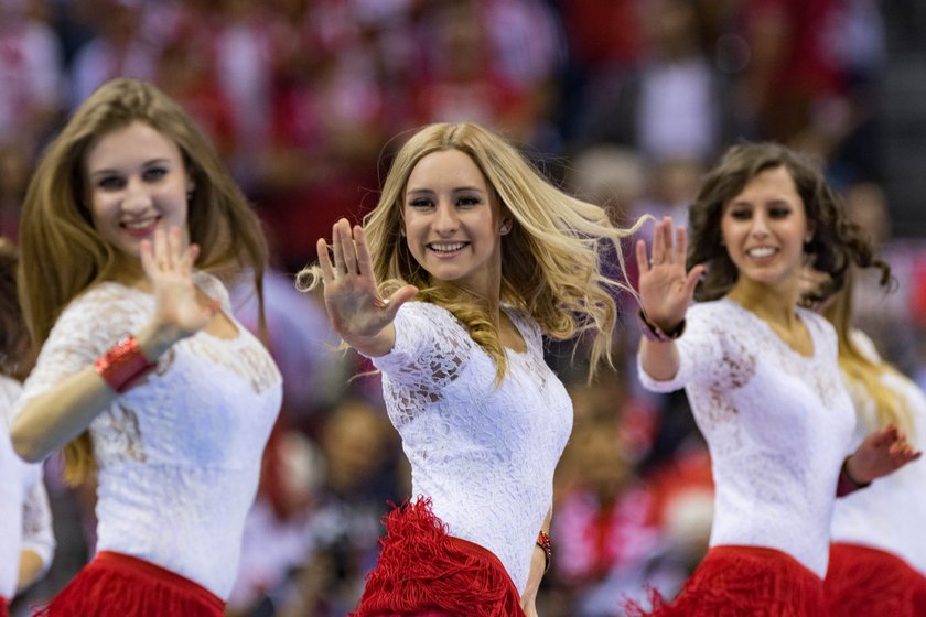 Polskie cheerleaderki i ich występy podczas ME w piłce ręcznej w Polsce